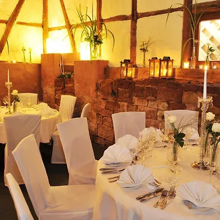 Zur Krone Hotel Grossheubach