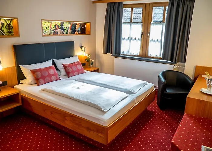 Zur Krone Hotel